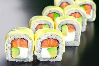 Рол Білий дракон (235г)