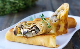 Млинець з грибами