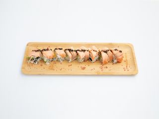 Uramaki De Salmón Flambeado (8 Uds.)