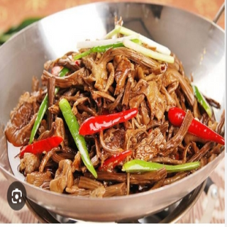 Intestino di maiale alla scodella di fuoco con funghi (piccante)