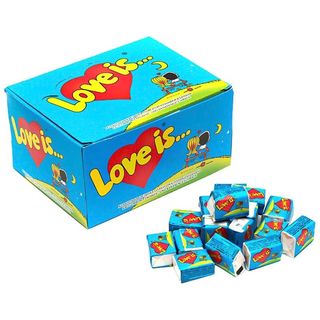 Жувальна Гумка Love is... (1шт)