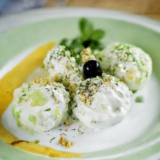 Салата Снежанка