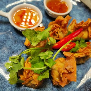 Pierożki won ton mix