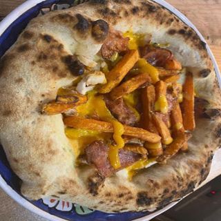 Pizza Wurstel E Patate (33 Cm.)