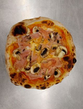 Pizze Prosciutto E Funghi