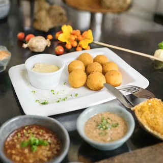 Аранчіні  з моцареллою та в'яленими томатами (250г)