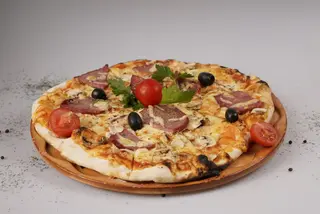 Capricciosa pizza