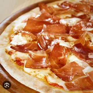 Pizza jamón serrano 