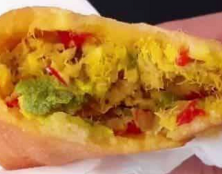 Empanada De Cazón (1 Ud.)