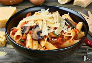 Penne z kurczakiem Hot 500g