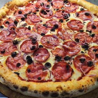 Пица Чоризо (500г)