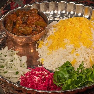 Khoresht bamiyeh vegetale