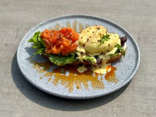 Авокадо тост з лососем (250g)