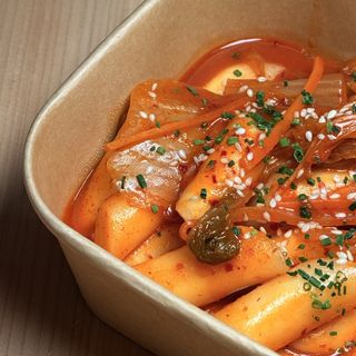 Gnocchi di riso con kimchi piccante