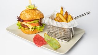 Burger Vegetarian cu cartofi