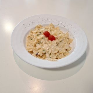 Pašta u umaku od sira