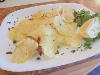 Filetto di branzino in crosta di patate