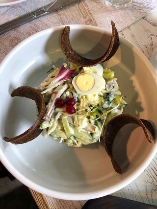 Салат з язиком та грибами  (220г)