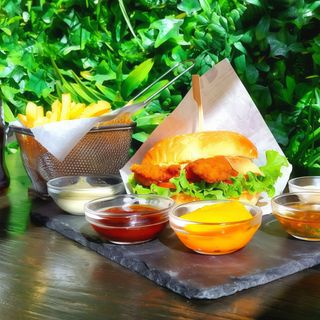 Nº 16 = Pollo empanado