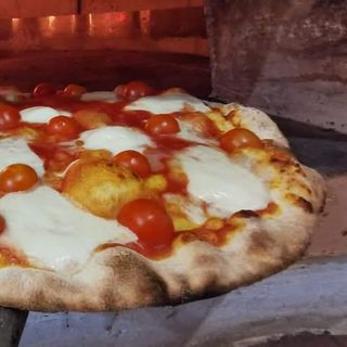 Parmeńska z fetą mała 32cm