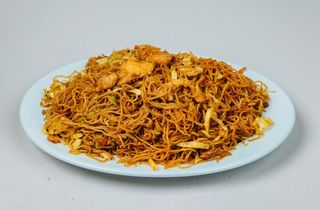 140. Оризови спагети пиле и къри