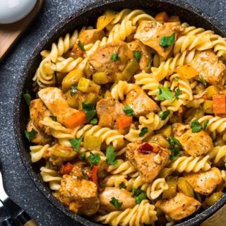 Pasta with chicken 250gr