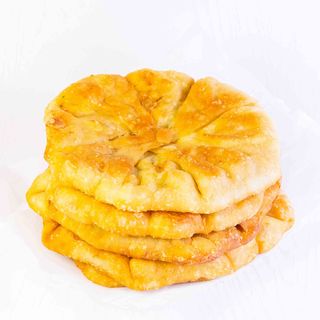 Plăcinte cu brânză și verdeață