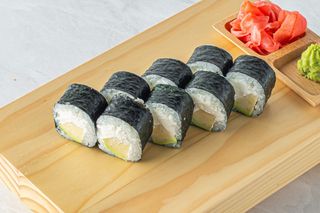 Futomaki avokado cheese