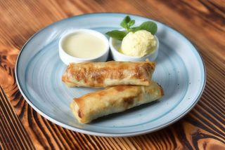 Солодкий нем з бананом та морозивом (160г)