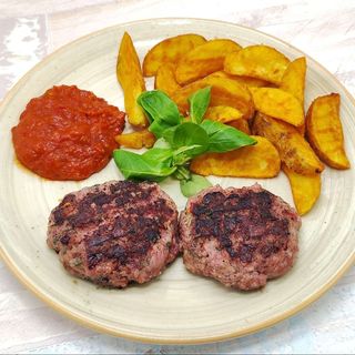 КЮФТЕНЦА С ГАРНИТУРА