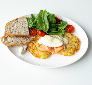 Хашбраун с семгой