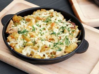 Пательня з куркою та грибами (400g)
