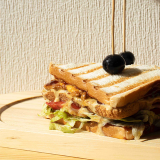 ქლაბ სენდვიჩი