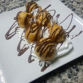 Profiteroles de Nata
