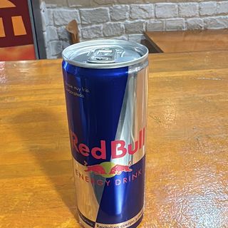Red bull (250 ml.)