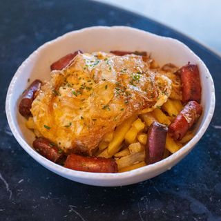 Huevos fritos con txistorra