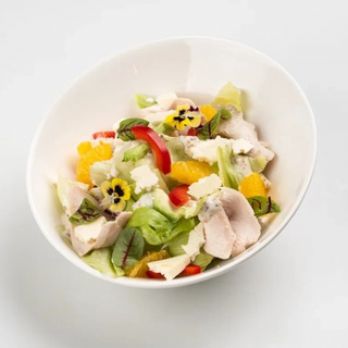 Салат с курицей и апельсином