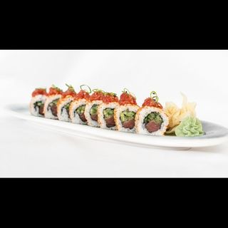 URAMAKI SPICY TUNA 