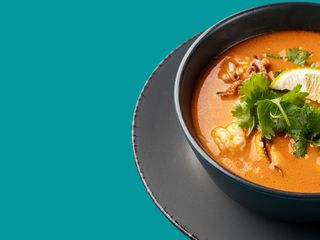 Том Ям з морепродуктами (350g)