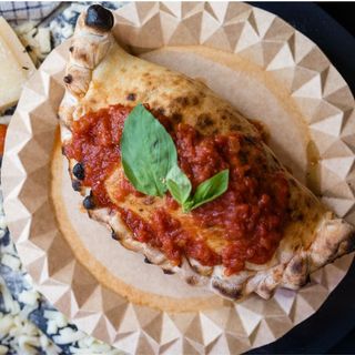 Calzone Clásico 