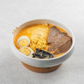 Сырный рамен с говядиной