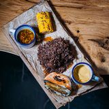 Дъска с дърпано свинско