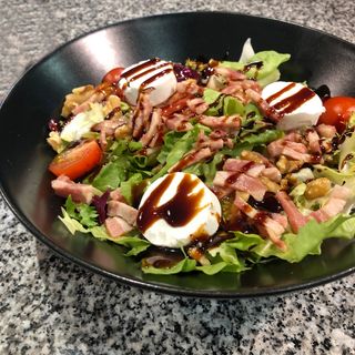 ENSALADA  BURDEOS