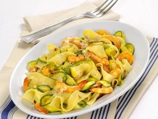 Fettuccine gamberetti e zucchine