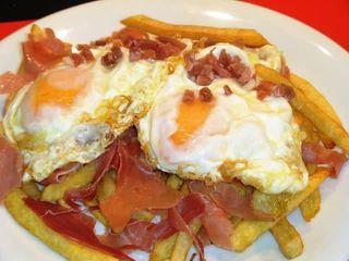 Huevos Estrellados Con Jamón Ibérico