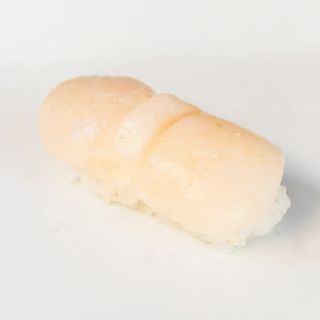 Nigiri vieira (2 pzas.)