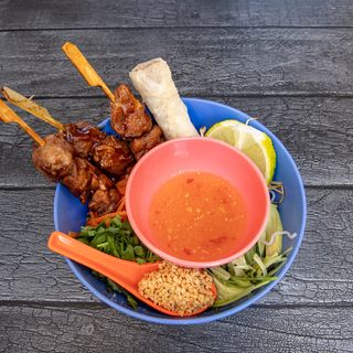  Ensalada de fideos de arroz vietnamita (Sin Gluten)