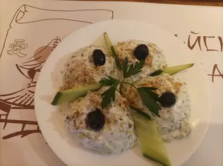 400. Млечна салата (300гр)
