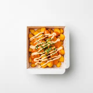 Ración de patatas bravas
