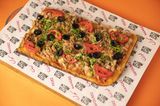 Pizza Tonno (2 Personnes)